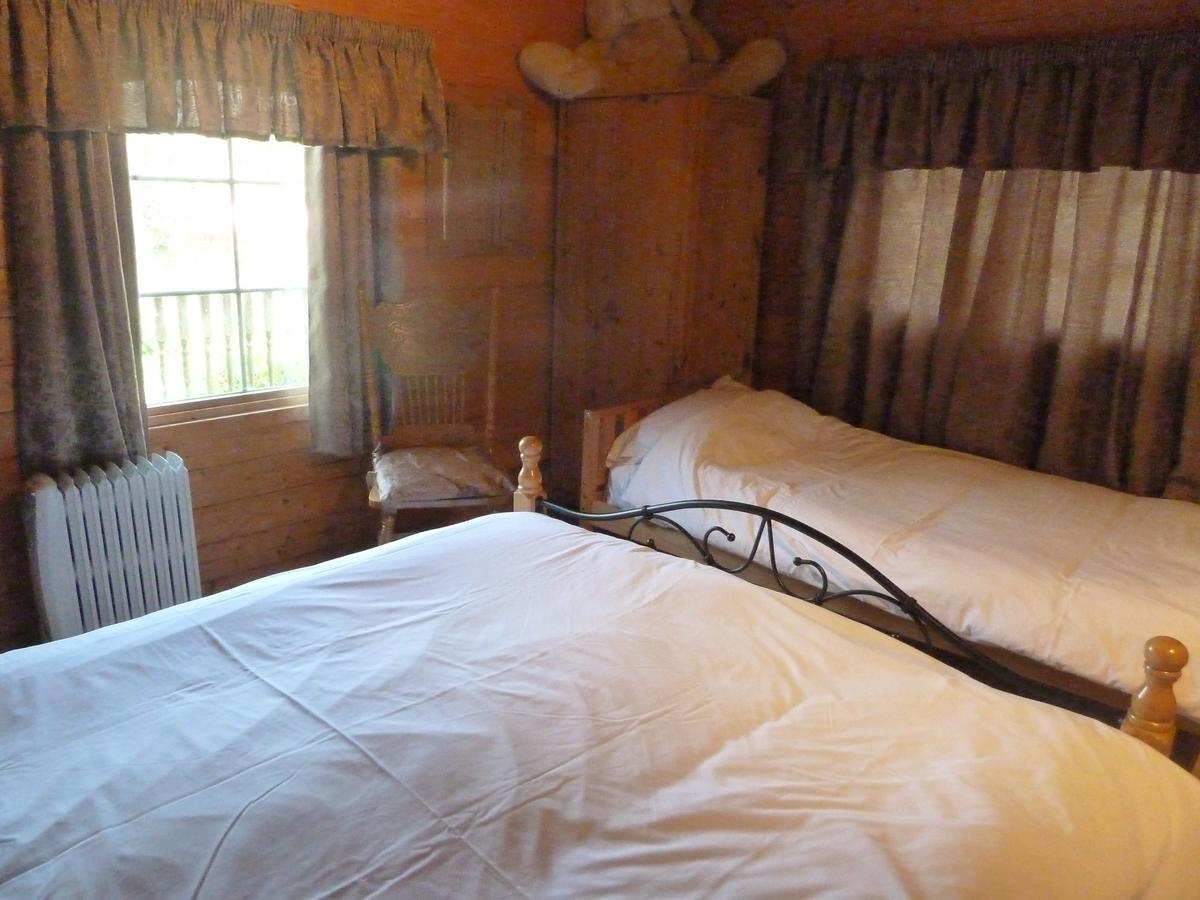 Hillside Self Catering Frühstückspension 4*